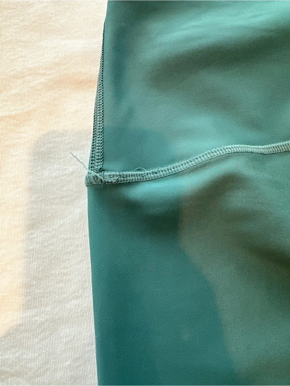 ALO Yoga High-Waist Leggings in Teal